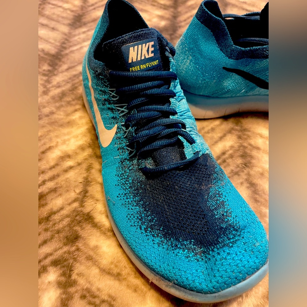 Nike Vibrant Blue Athletic Sneakers
